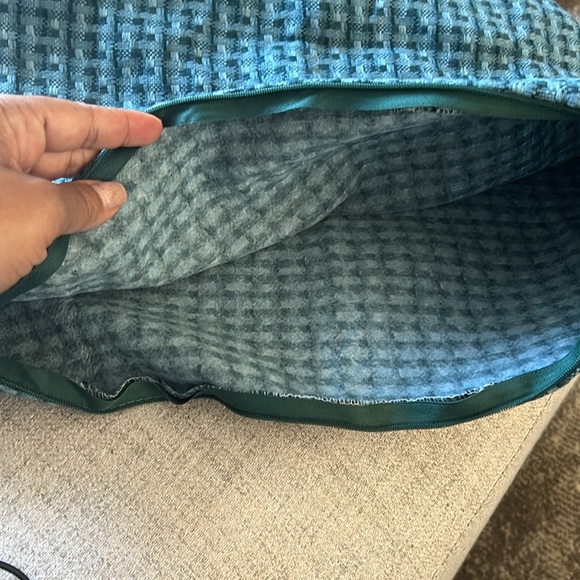 Kevin Outdoor Throw Covers Pack of 2 Garden Patio Balcony BenchSofa 20x20, Teal - Picture 7 of 8